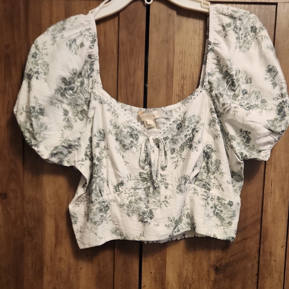 Monteau Los Angeles Tops - White Puff-Sleeve Floral Tie-Front Cropped Blouse